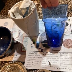 10.00 
farmhouse deco Blue Glass Tumbler